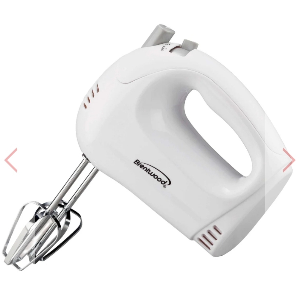 NIB Brentwood Hand Mixer
